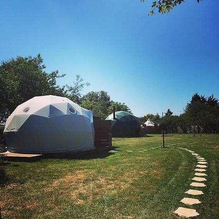 Tui's Nest Glamping Hébergements insolites Faverolles  Esterno foto