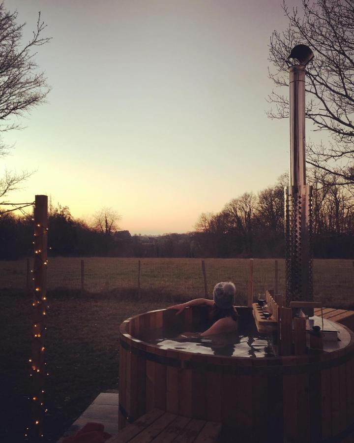 Tui's Nest Glamping Hébergements insolites Faverolles  Esterno foto