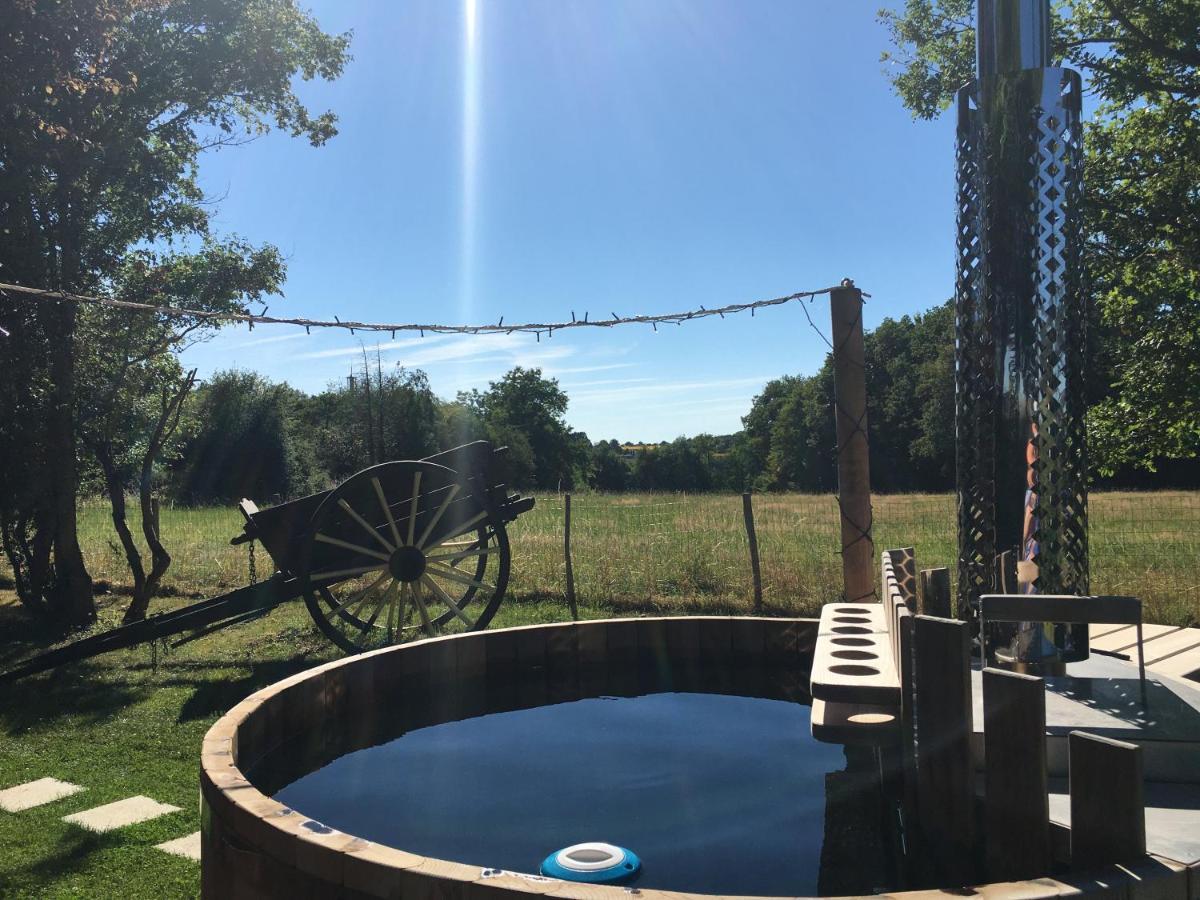 Tui's Nest Glamping Hébergements insolites Faverolles  Esterno foto