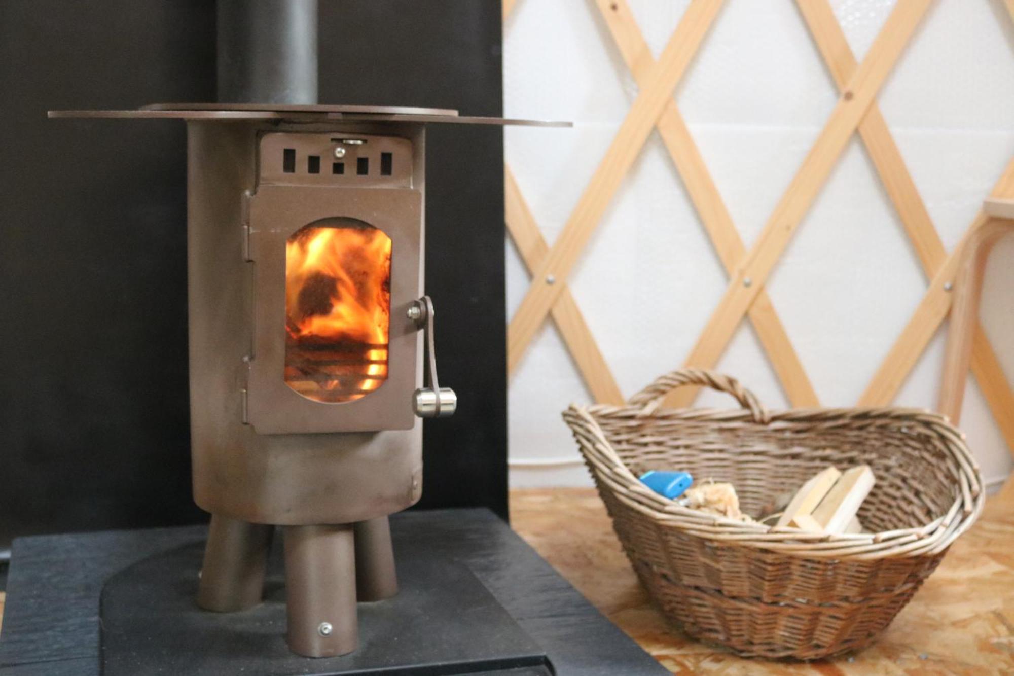 Tui's Nest Glamping Hébergements insolites Faverolles  Esterno foto