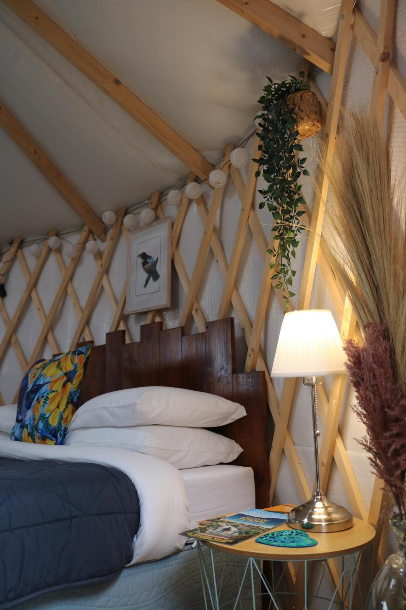 Tui's Nest Glamping Hébergements insolites Faverolles  Esterno foto
