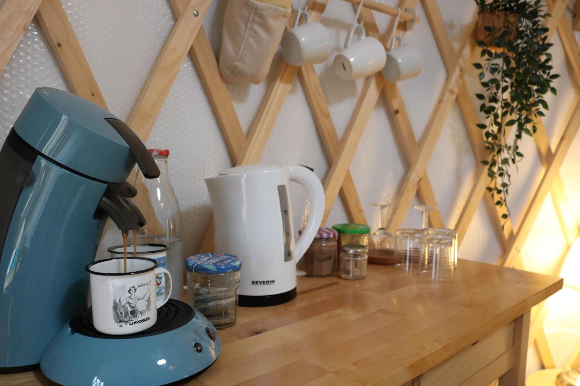 Tui's Nest Glamping Hébergements insolites Faverolles  Esterno foto
