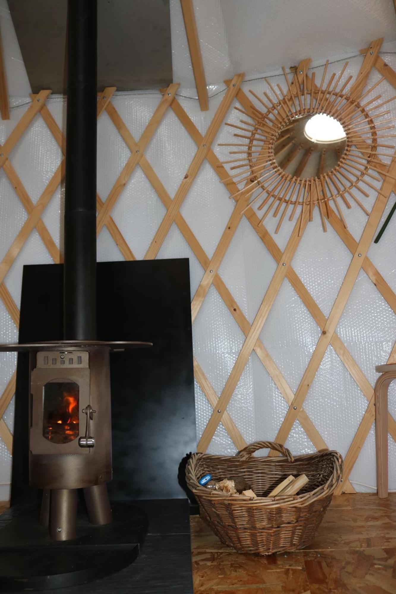 Tui's Nest Glamping Hébergements insolites Faverolles  Esterno foto